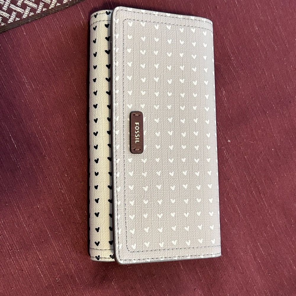 Fossil Gray and Cream Women's Wallet